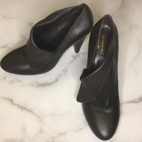 Coach Chestnut Leather Booties/Heels - Picture 1 of 2